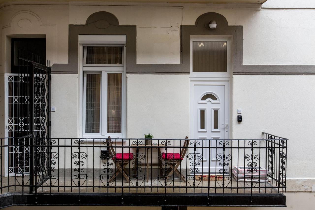 Quiet Nest In The Bustling Centre Of Budapest Luaran gambar