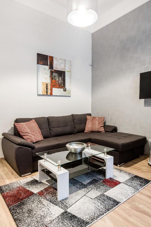 Quiet Nest In The Bustling Centre Of Budapest Luaran gambar